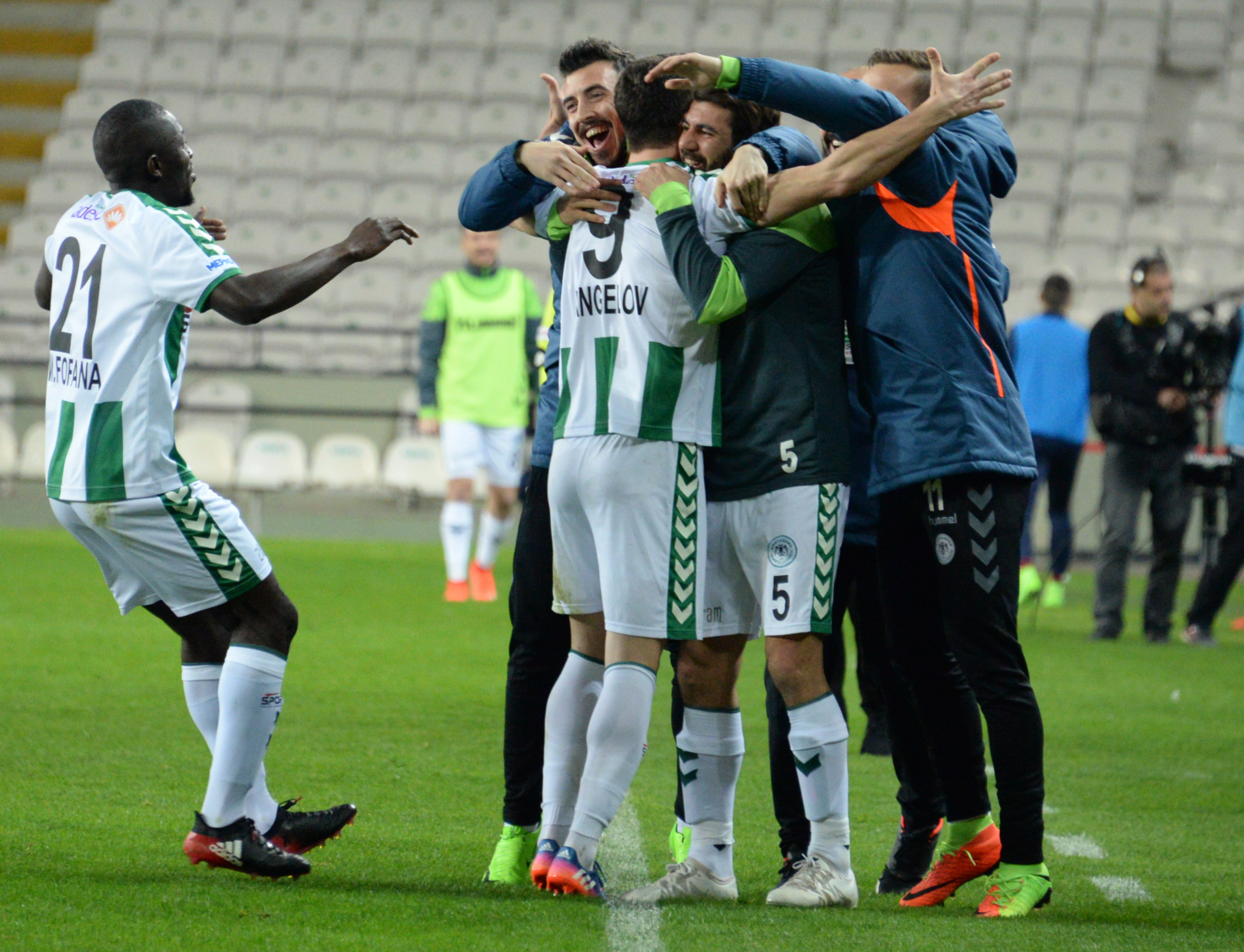 Atiker Konyaspor'umuz Trabzonspor ile 1-1 berabere kaldı