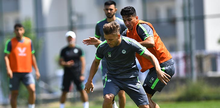 İttifak Holding Konyaspor’umuzun Erzurum kampı başladı