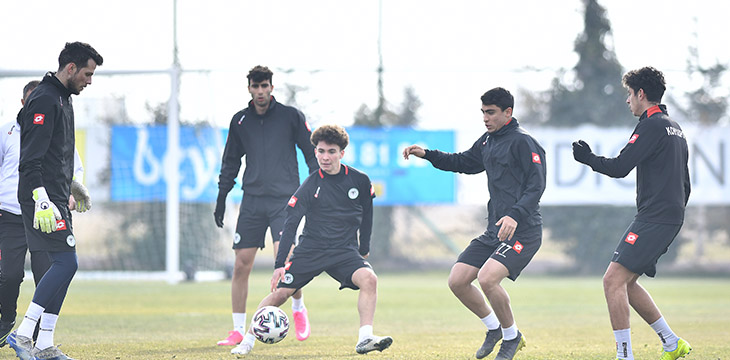 İttifak Holding Konyaspor’umuz Galatasaray maçı hazırlıklarına başladı