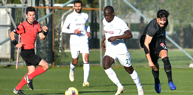 İttifak Holding Konyaspor'umuz hazırlık maçında Ümraniyespor ile berabere kaldı