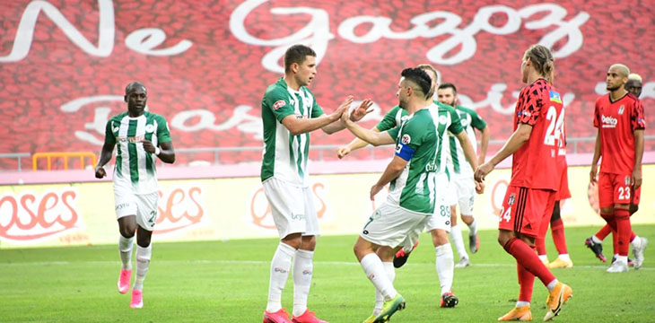 İttifak Holding Konyaspor’umuz Beşiktaş’ı 4-1 mağlup etti