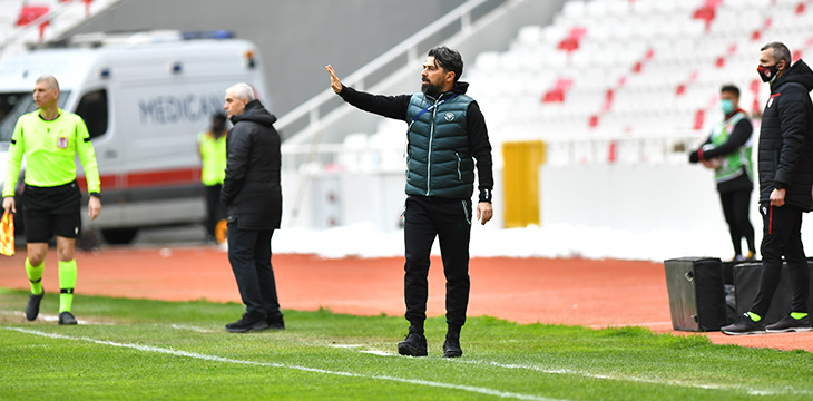 Teknik Direktörümüz İlhan Palut Sivasspor maçı sonrası açıklamalarda bulundu