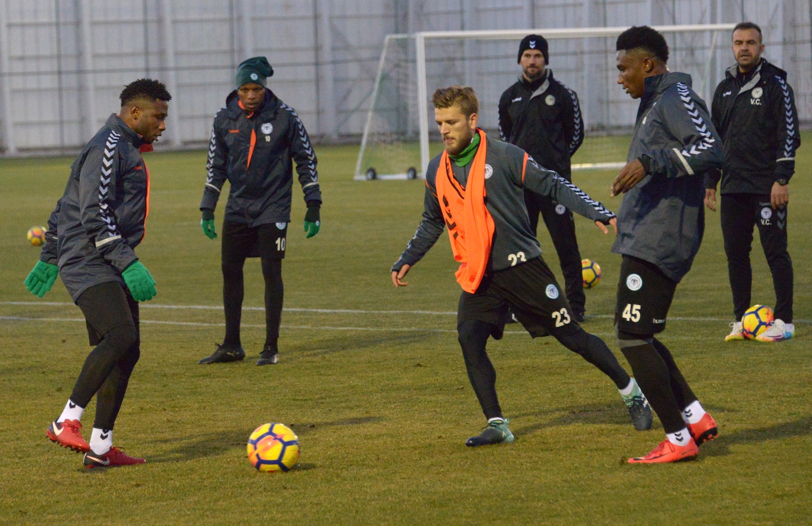 Atiker Konyaspor’umuz günü tek çalışmayla değerlendirdi