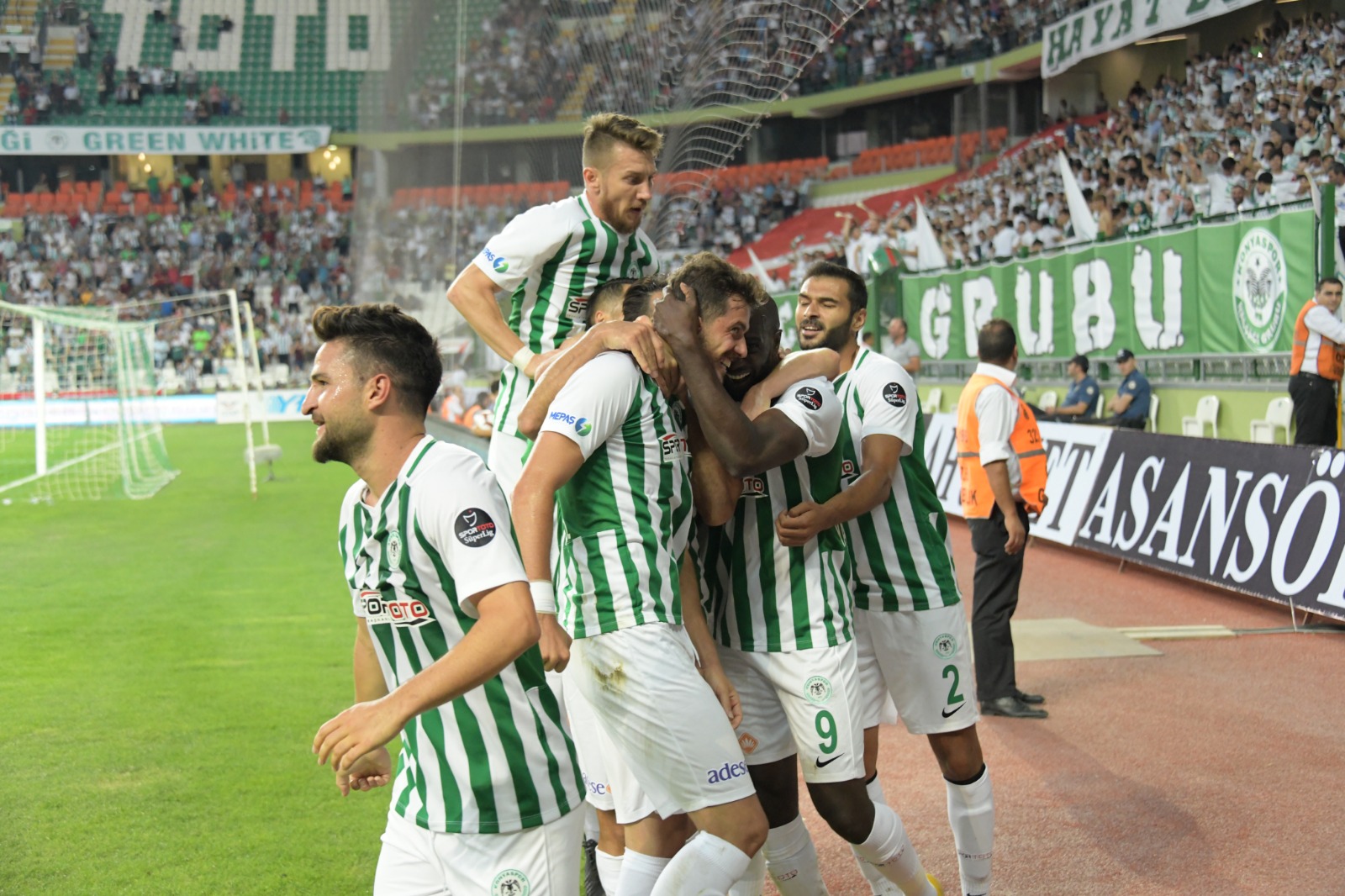 Haftanın en iyi 11'ine Atiker Konyaspor'umuz damga vurdu