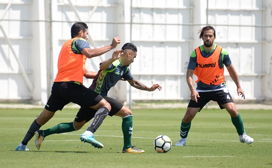 Takımımız Trabzonspor lig maçının Konya’daki hazırlıklarını tamamladı