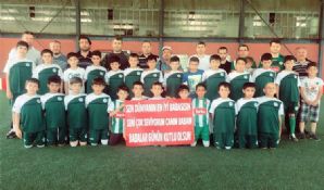 Futbol Okullarımızda babalar ile oğulları güzel bir organizasyona imza attı