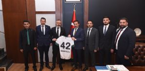 Başkanımız Ömer Korkmaz ve yönetim kurulu üyelerimiz Merkez İlçe Belediye Başkanlarımızı ziyaret etti.