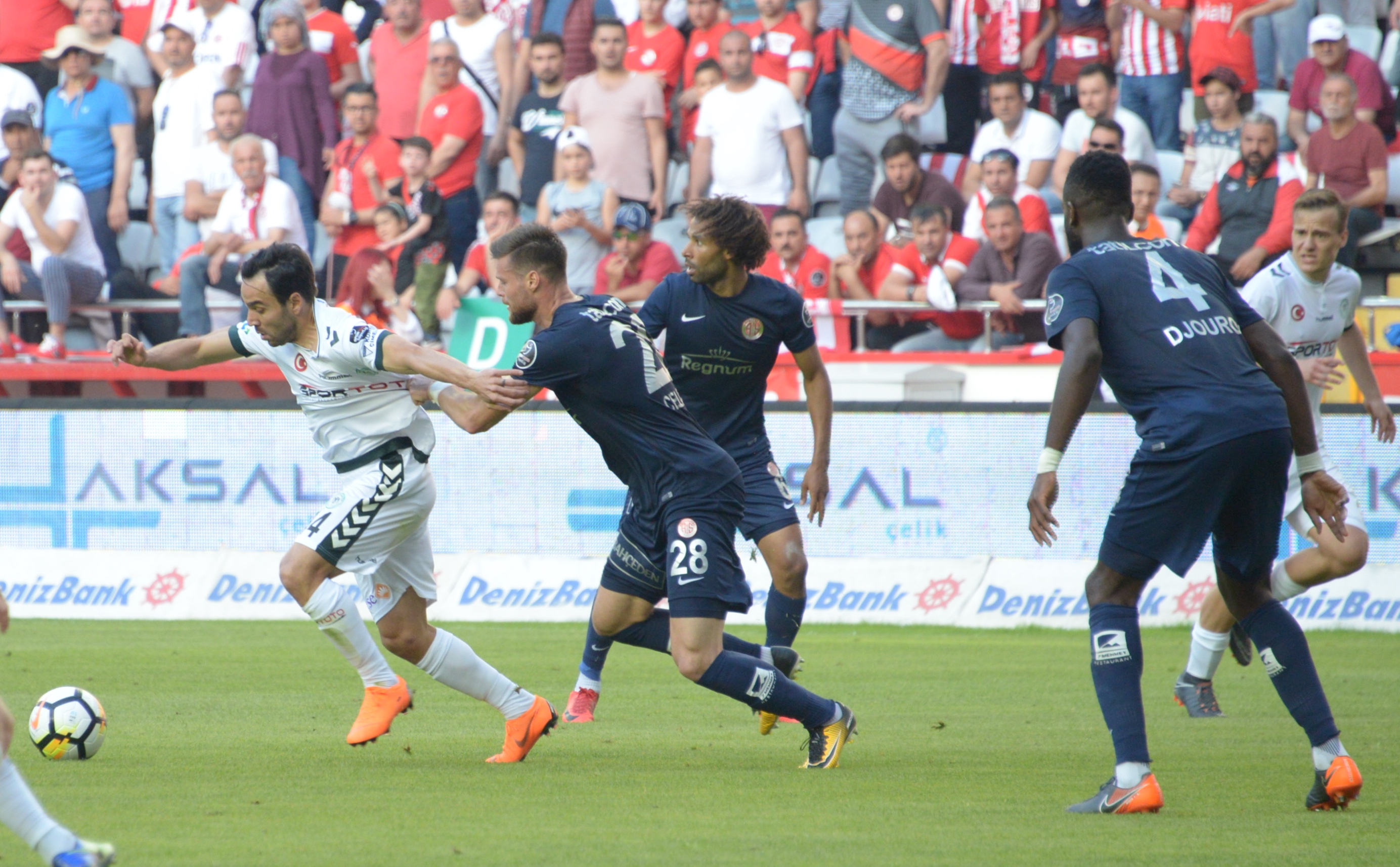 Takımımız Antalyaspor deplasmanından 1 puanla dönüyor
