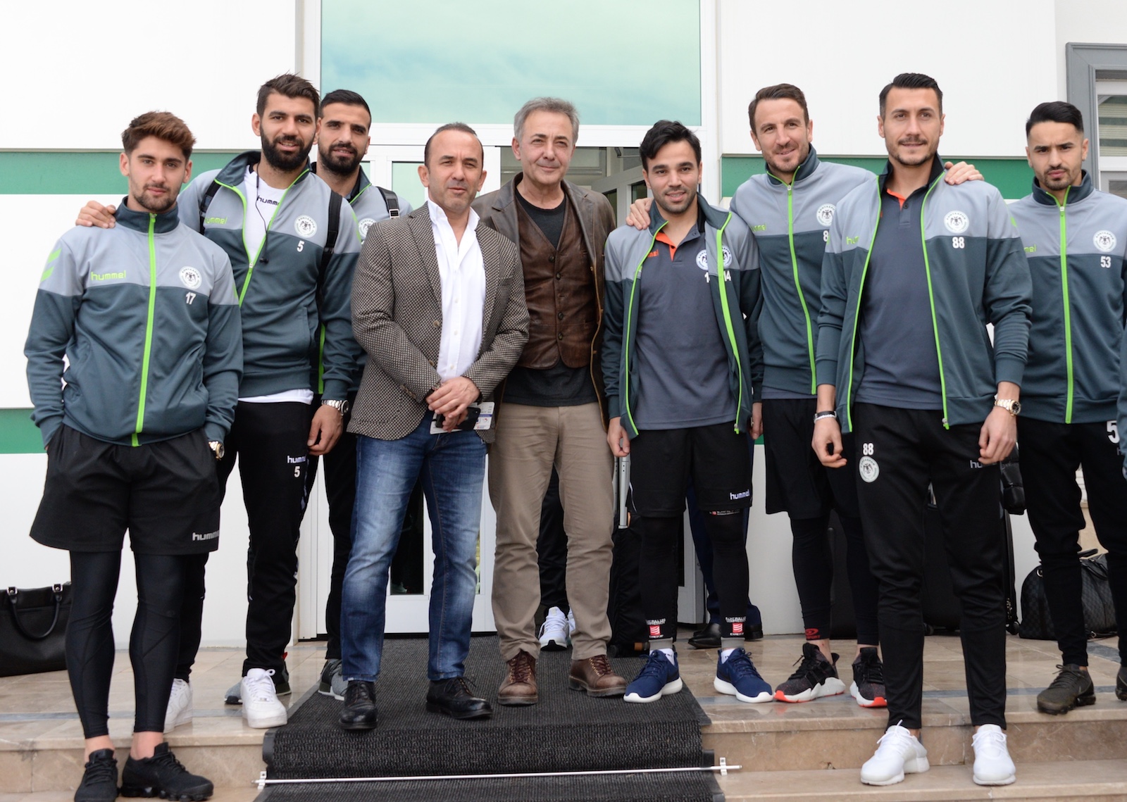 Mehmet Aslantuğ’dan Teknik Direktörümüz Mehmet Özdilek’e ziyaret