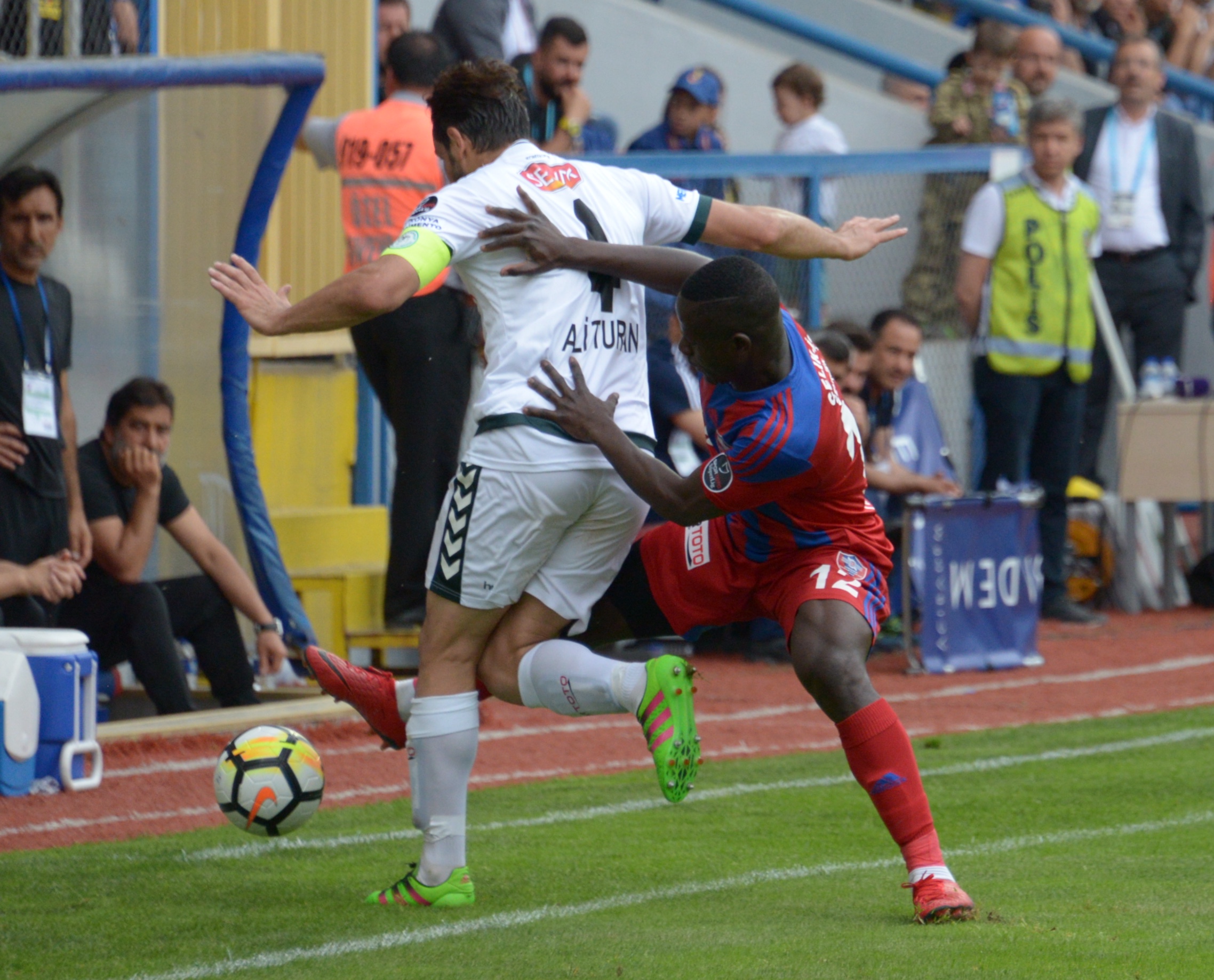 Atiker Konyaspor’umuz Karabük deplasmanından galibiyetle dönüyor