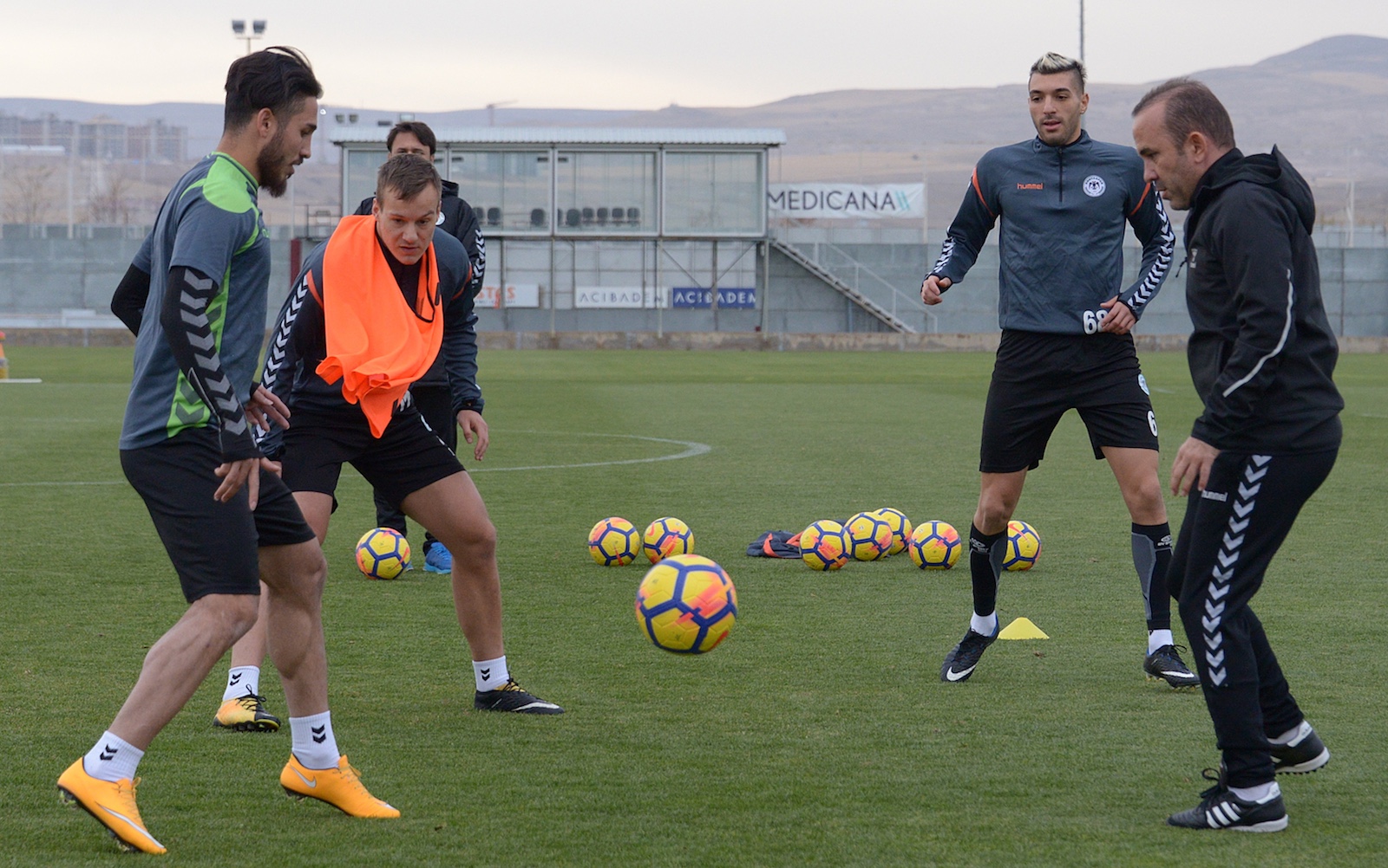 Atiker Konyaspor’umuz Sivasspor maçının hazırlıklarını tamamladı