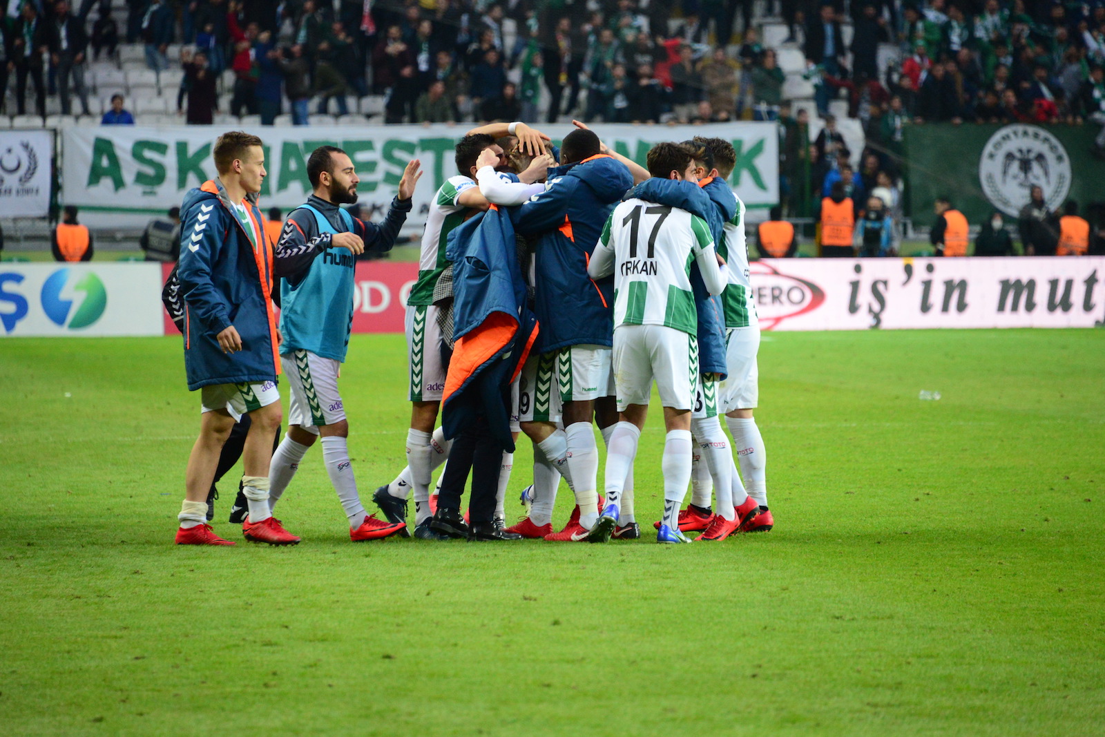 Atiker Konyaspor’umuz lider M.Başakşehir karşısında galibiyeti kaçırdı