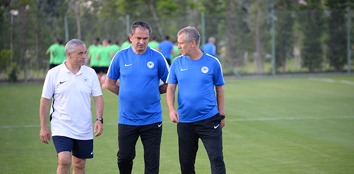 Atiker Konyaspor’daki tek düşüncemiz takımı daha iyi yerlere getirmek