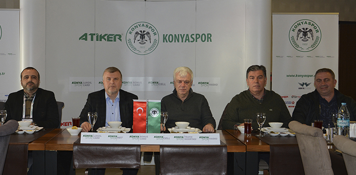 Bursasporlu yöneticileri yemekte ağırladık