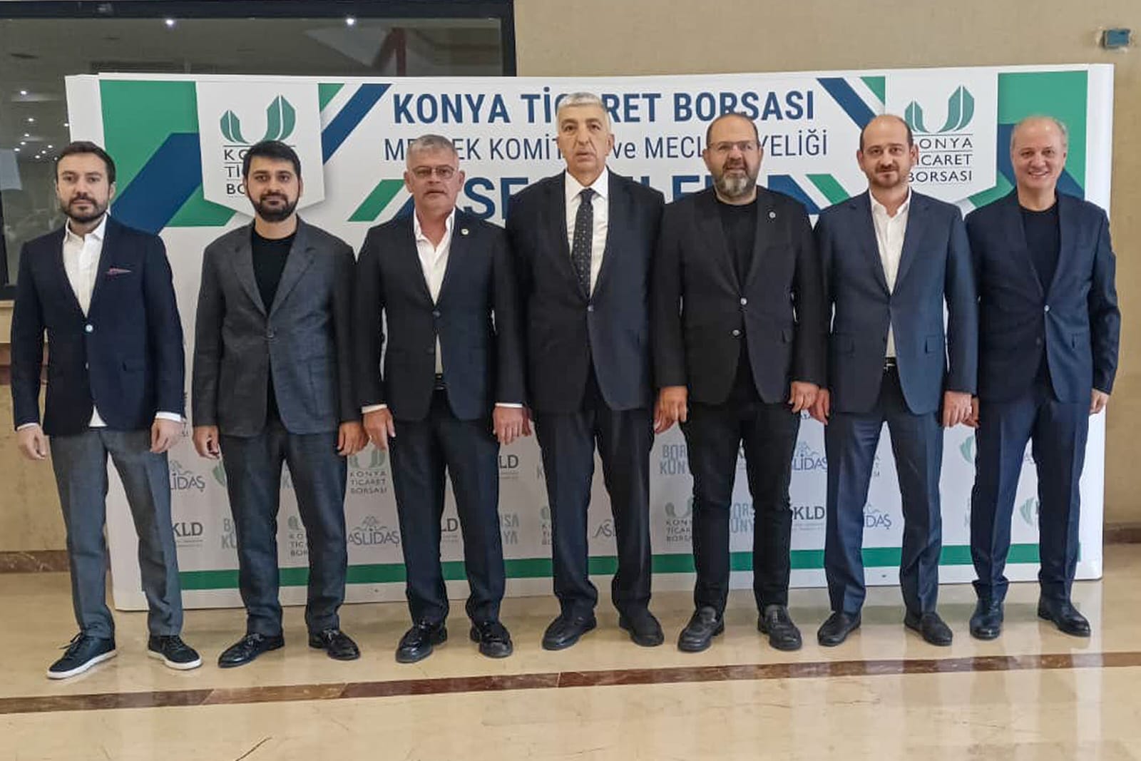 Konya Ticaret Borsası seçimlerin Hüseyin Çevik'e b...